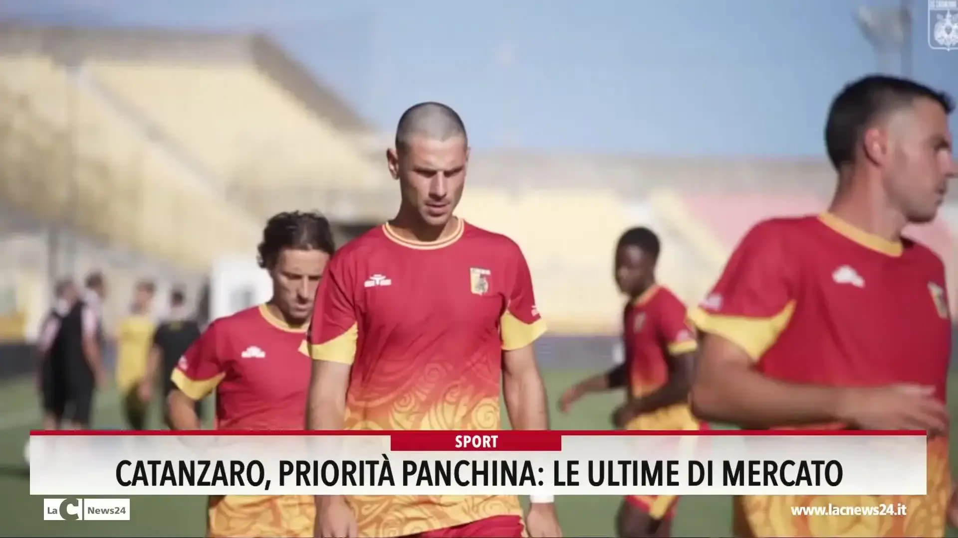 Catanzaro, priorita panchina: le ultime di mercato
