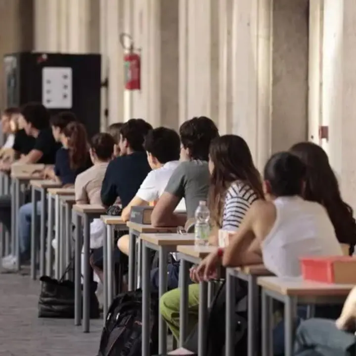 Oggi la prima prova, nel Reggino oltre 5.600 studenti davanti al tema d'italiano\n