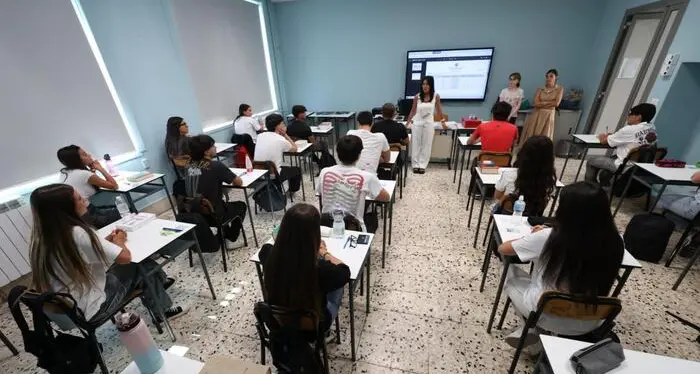 Maturità 2026 al via: da Pavese a Furedi, tracce che interrogano identità, memoria e società\n\n\n
