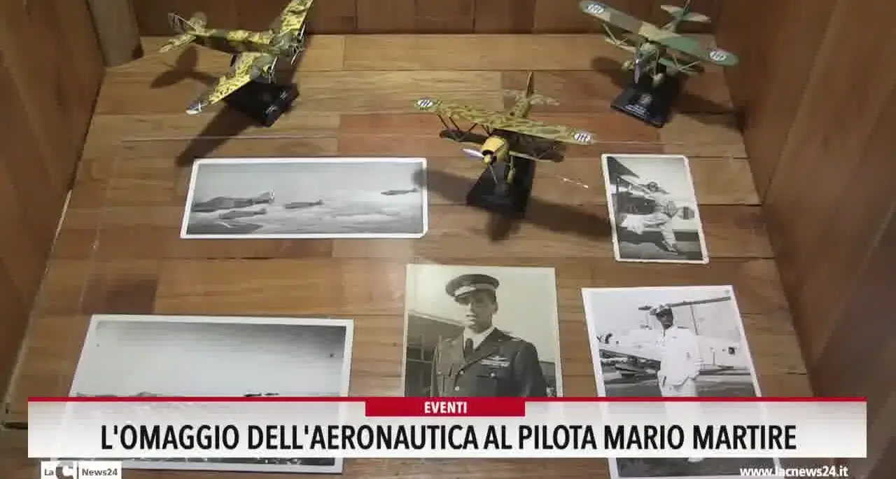 L'omaggio dell'Aeronautica al pilota Mario Martire