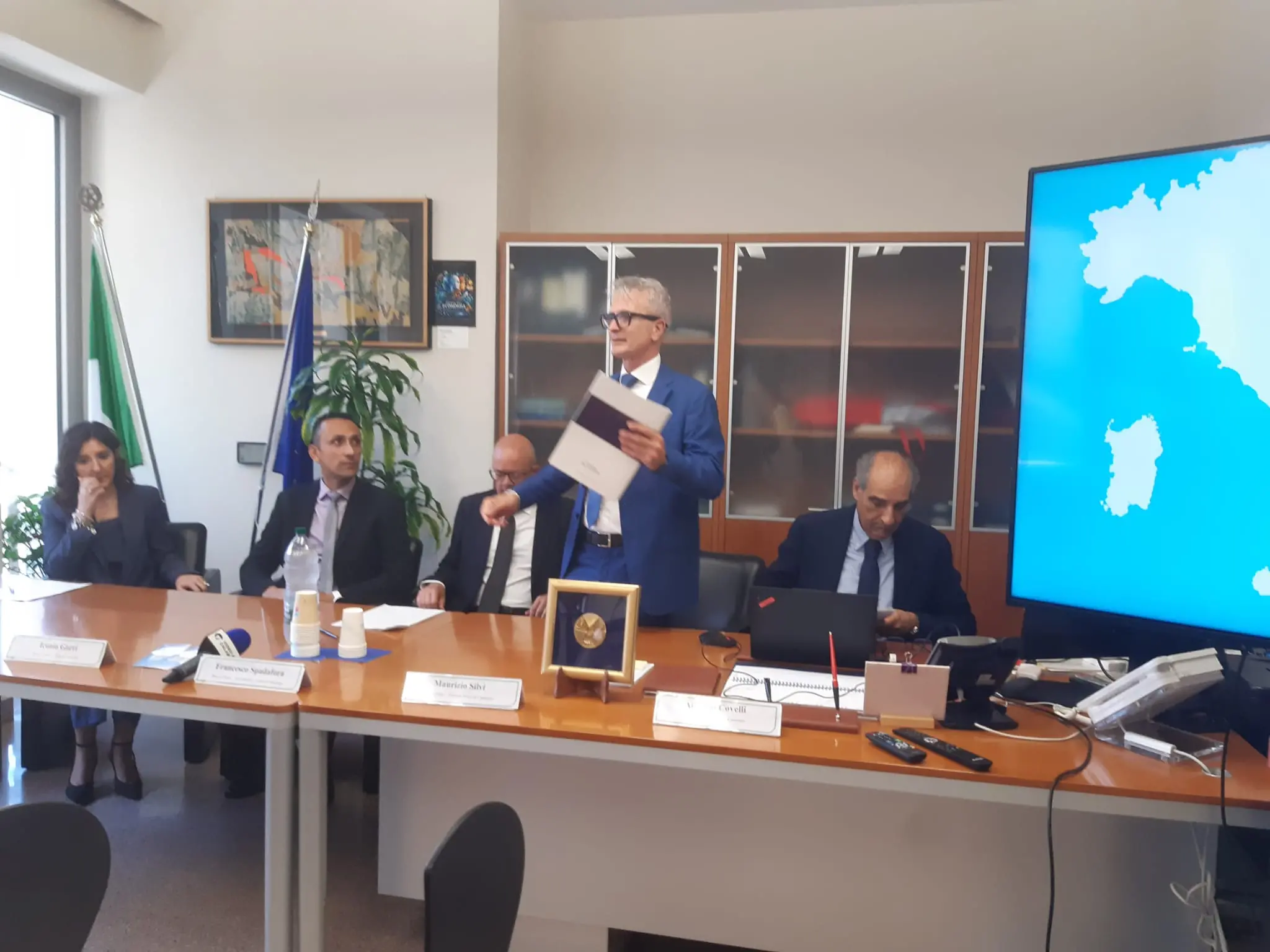 Calabria, economia in crescita nel 2025: Pil +1,1%, export oltre il miliardo. Ma sul 2026 pesa l'incertezza internazionale