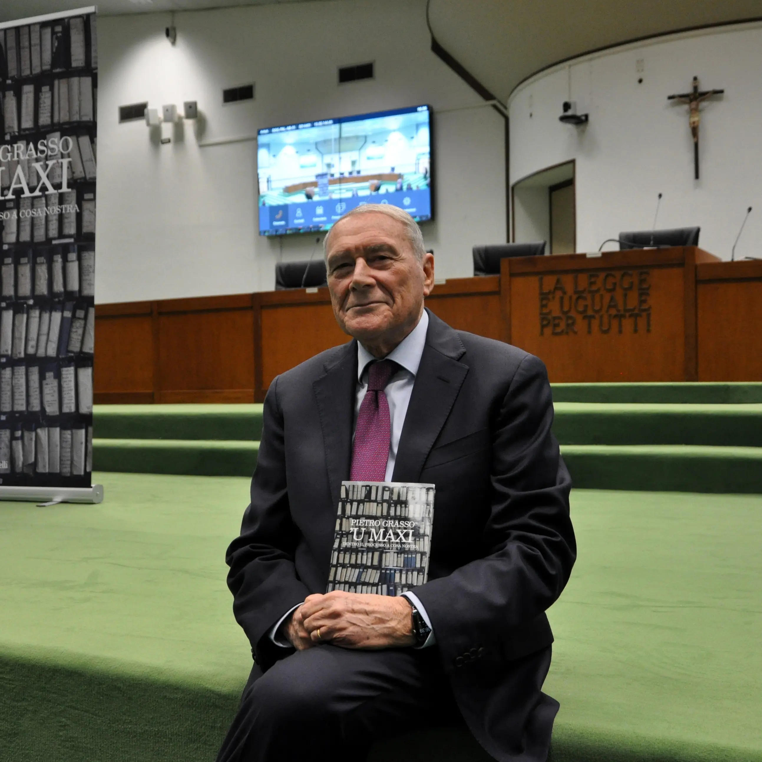 “’U Maxi”, Pietro Grasso nel suo nuovo libro racconta il processo che cambiò la storia d’Italia\n