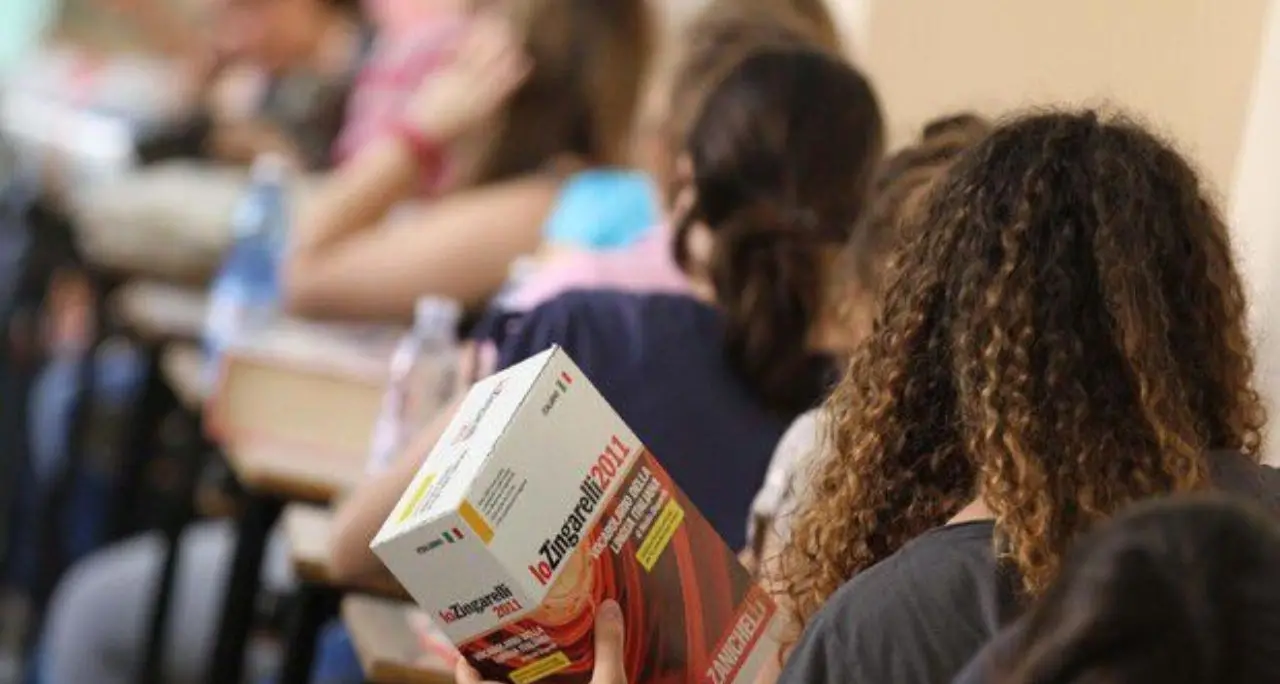 Maturità 2026, le tracce della seconda prova: Quintiliano al Classico, studio livello di un lago e una funzione allo Scientifico\n