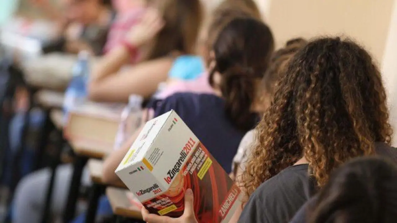 Maturità 2026, le tracce della seconda prova: Quintiliano al Classico, studio livello di un lago e una funzione allo Scientifico\n