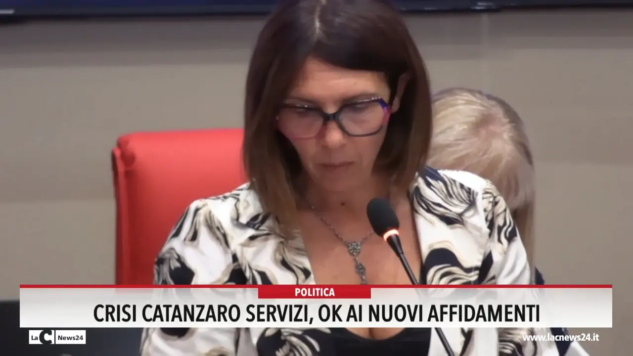 Crisi Catanzaro servizi, ok ai nuovi affidamenti