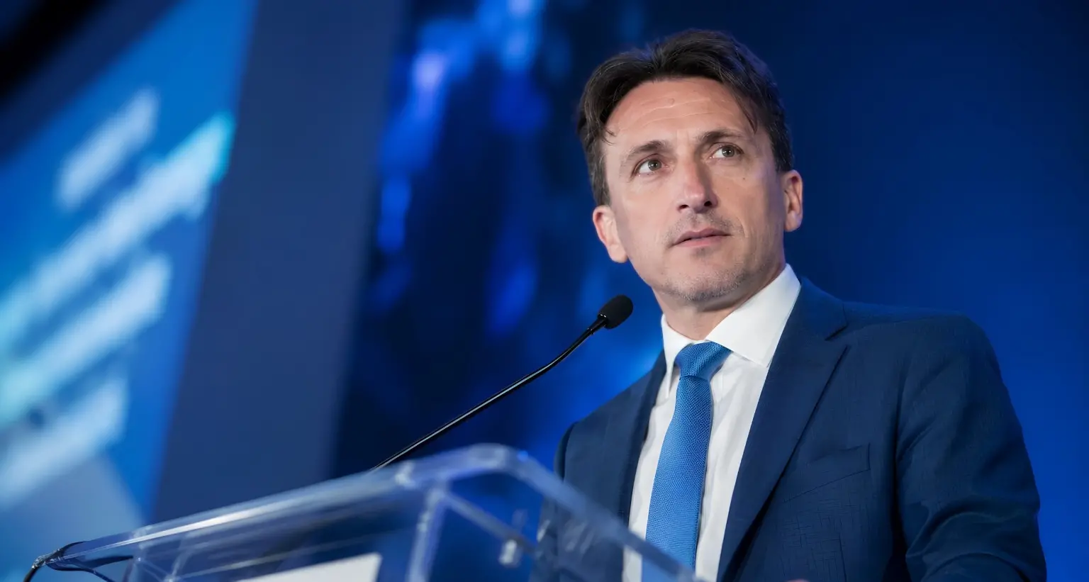 Intelligenza artificiale, il Governo conferma il rettore dell’Unical\u00A0Greco: guiderà la strategia italiana fino al 2028\n
