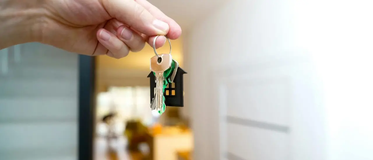 Comprare casa\u00A0costa sempre di più: in un anno i prezzi salgono del 5,2%, boom per le abitazioni nuove\n