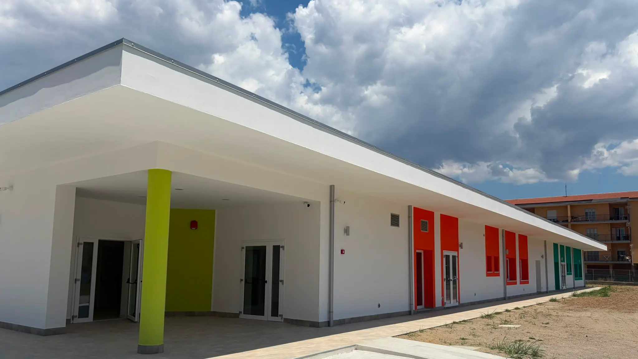 Terminati i lavori di costruzione del primo asilo pubblico nel quartiere Lido, Fiorita: «Catanzaro recupera un gap storico»\n