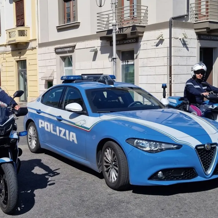 Crotone, perseguitava una donna con pedinamenti e appostamenti:\u00A0scatta la misura cautelare\n