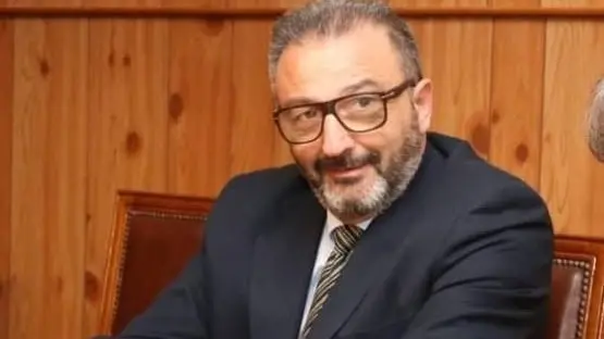 <p>Il sindaco Vincenzo Rocchetti. Fonte foto: Facebook</p>\\n