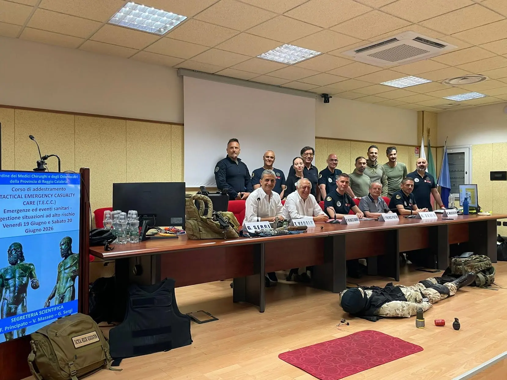 Reggio Calabria, formazione d’avanguardia per i medici: concluso\u00A0il corso TECC su emergenze tattiche e scenari ostili\n