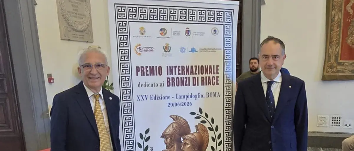 Domenico Naccari insignito del premio internazionale “Bronzi di Riace” a Roma\n