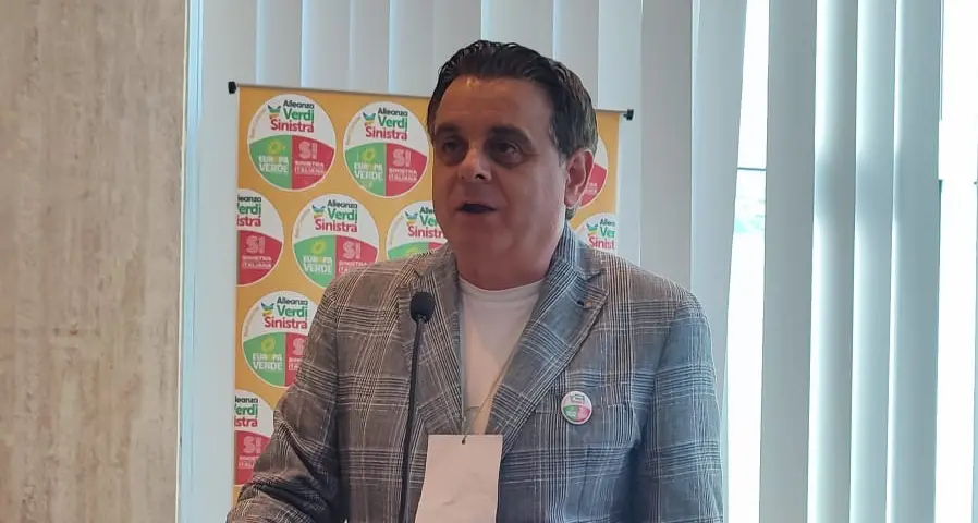 Catanzaro, Davide Zicchinella è il primo segretario provinciale di Sinistra Italiana\n