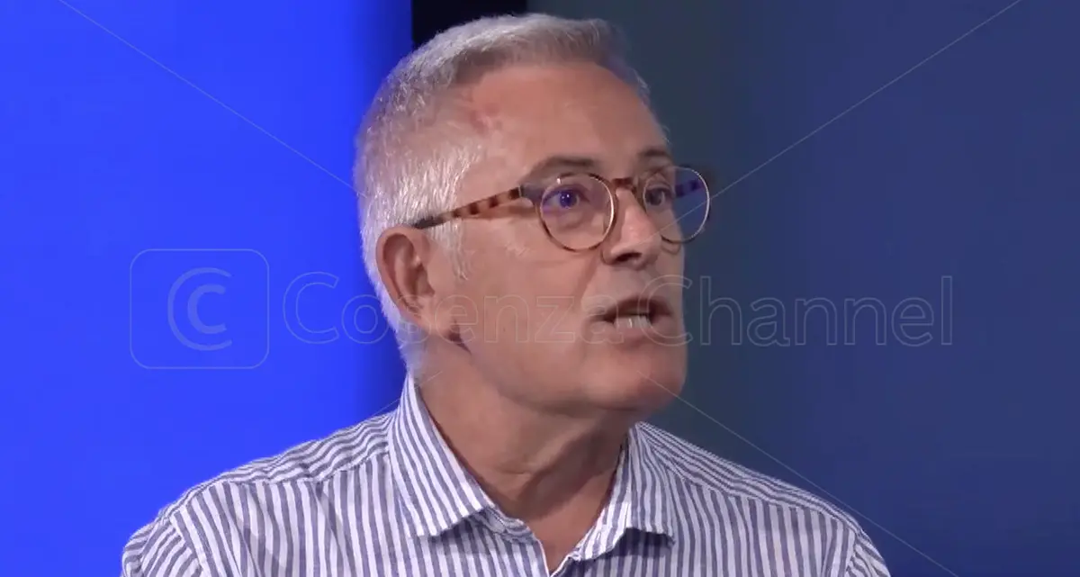 Pd Cosenza, Le Fosse risponde a De Luca: «La sua politica ha già fallito, ora troviamo soluzione autorevole»