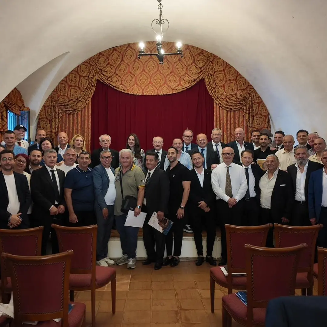 Scilla, al castello Ruffo un confronto sui valori della fratellanza, dell’inclusione e del futuro delle nuove generazioni\n