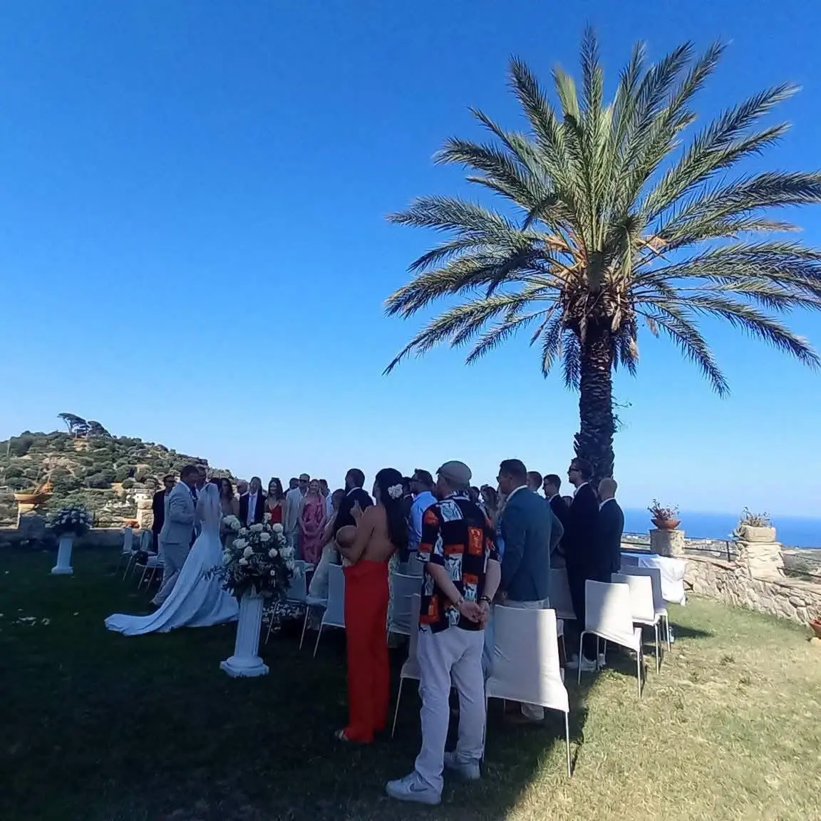 Dalla Danimarca al borgo di Badolato per promettersi amore eterno\n