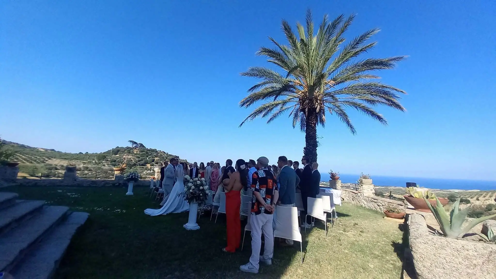 Dalla Danimarca al borgo di Badolato per promettersi amore eterno\n