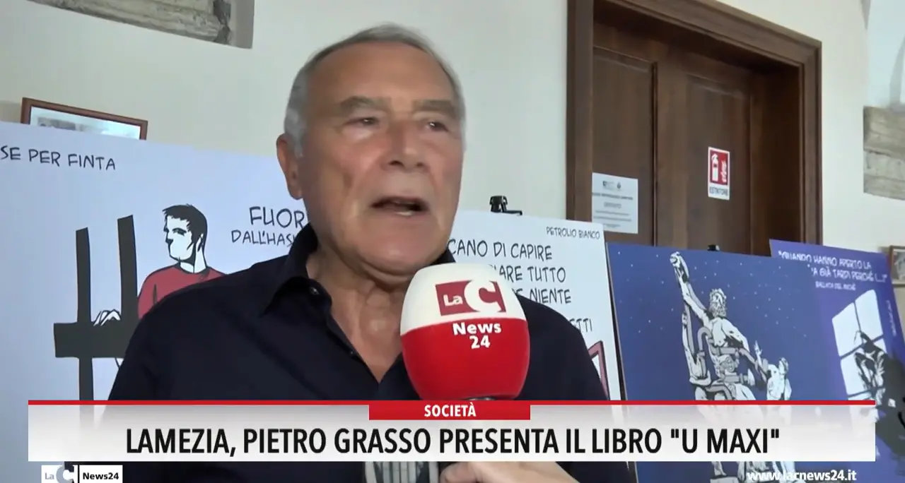 Lamezia Pietro Grasso presenta il libro \"U maxi\"