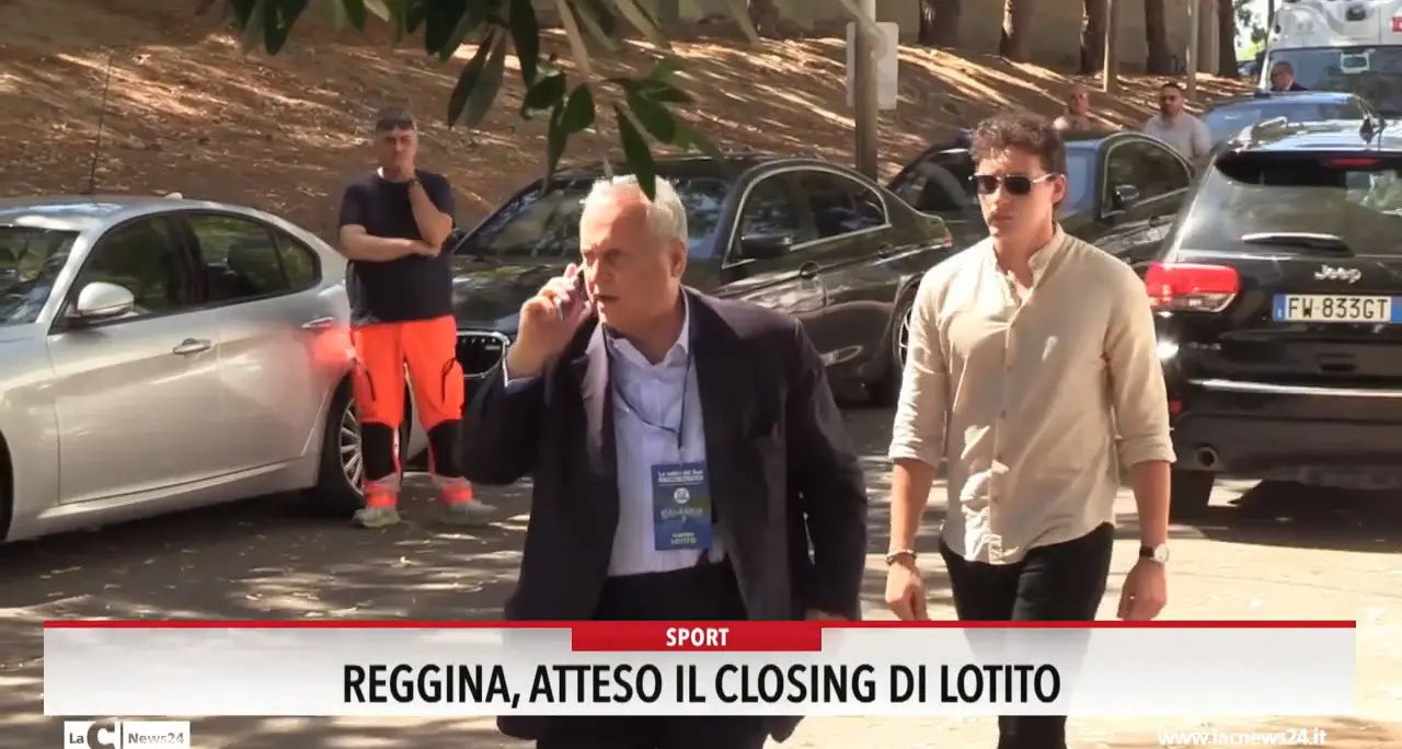 Reggina, atteso il closing di Lotito