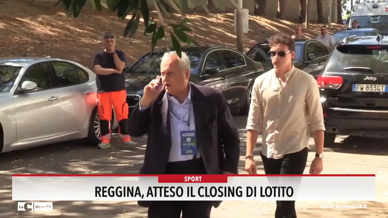 Reggina, atteso il closing di Lotito