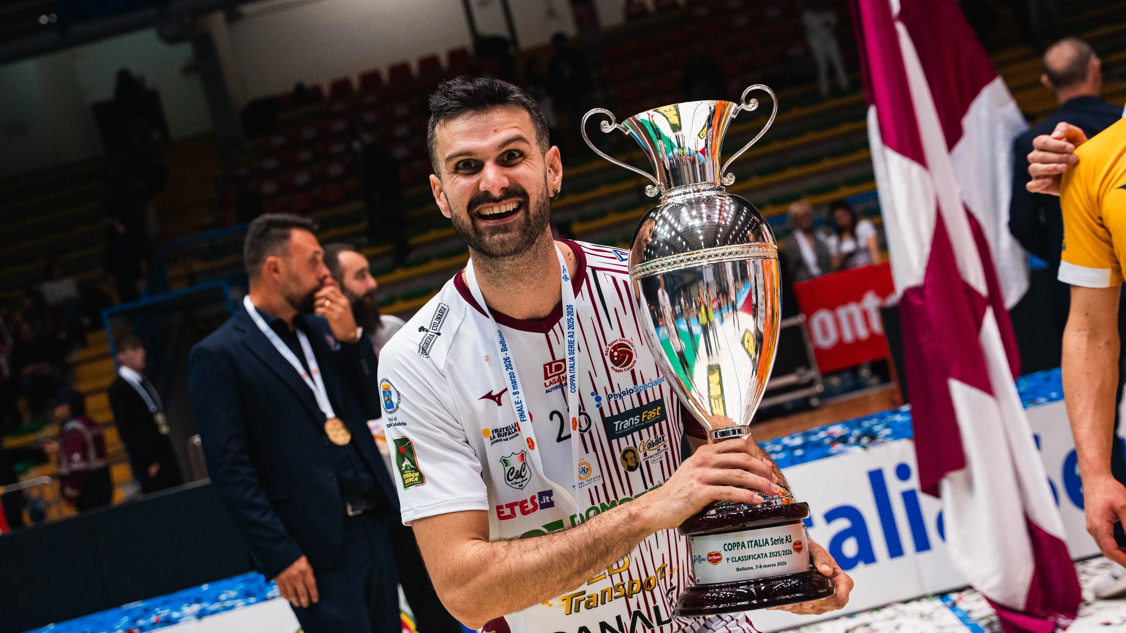 <p>Domotek Volley</p>\\n