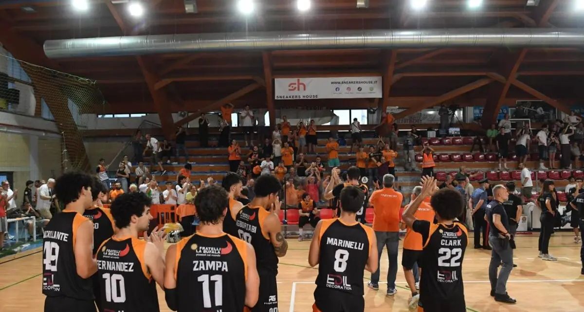 Sfuma il sogno promozione, per la Redel Viola Reggio\u00A0non basta la vittoria contro Siena\u00A064-62\n