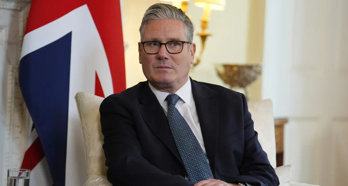 Regno Unito, Keir Starmer annuncia le dimissioni da primo ministro
