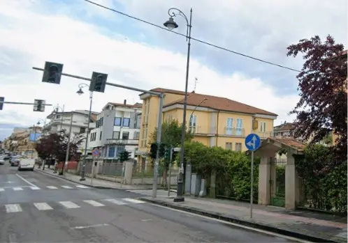 Semaforo guasto da dicembre in via Matteotti a Vibo, l'opposizione: «Ennesima prova di incuria da parte di questa amministrazione»\n
