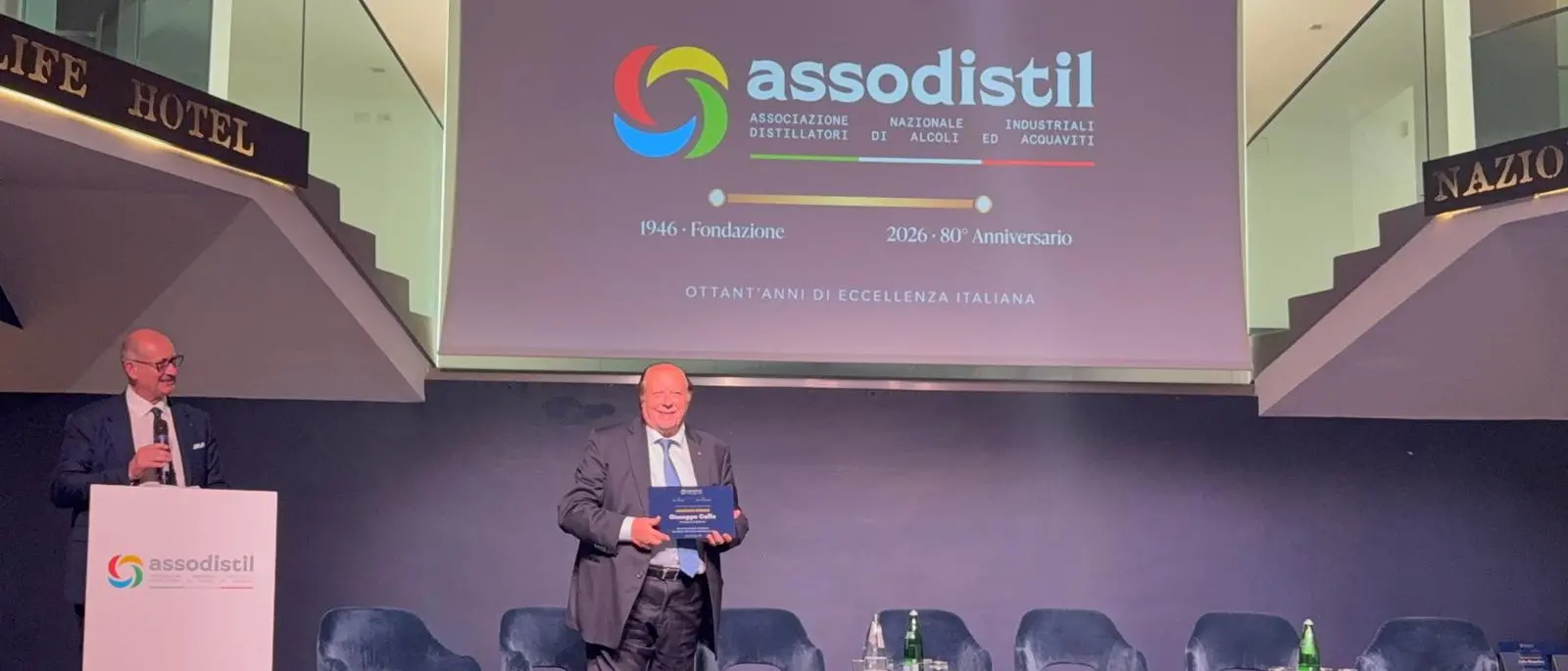 A Pippo Caffo il riconoscimento AssoDistil per decenni di impegno al fianco dell'associazione e del settore\n