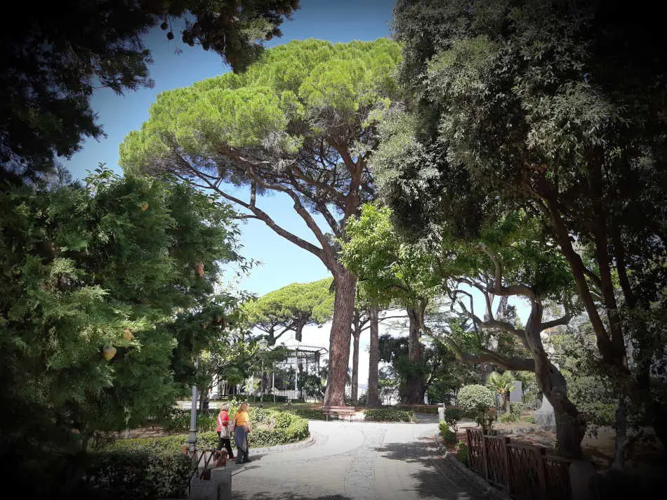 Catanzaro, al via domani la rassegna “da Margherita” nella villa comunale. Ecco il programma