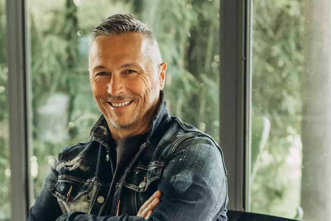 Paolo Belli arriva a Rende con la sua Big Band: concerto gratuito per i 120 anni della Bcc Mediocrati\n