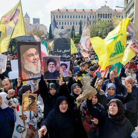 Hezbollah non si fida dell’accordo: «Rimaniamo col dito sul grilletto, Israele non violi patti»\n\u00A0\n
