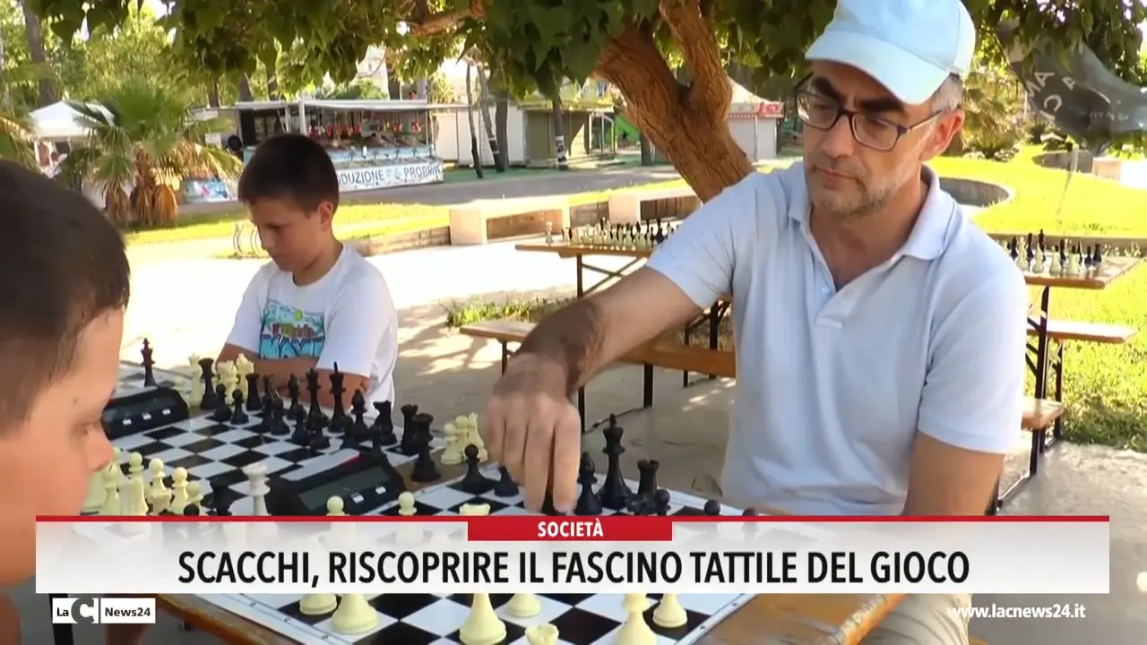 Scacchi, riscoprire il fascino tattile del gioco