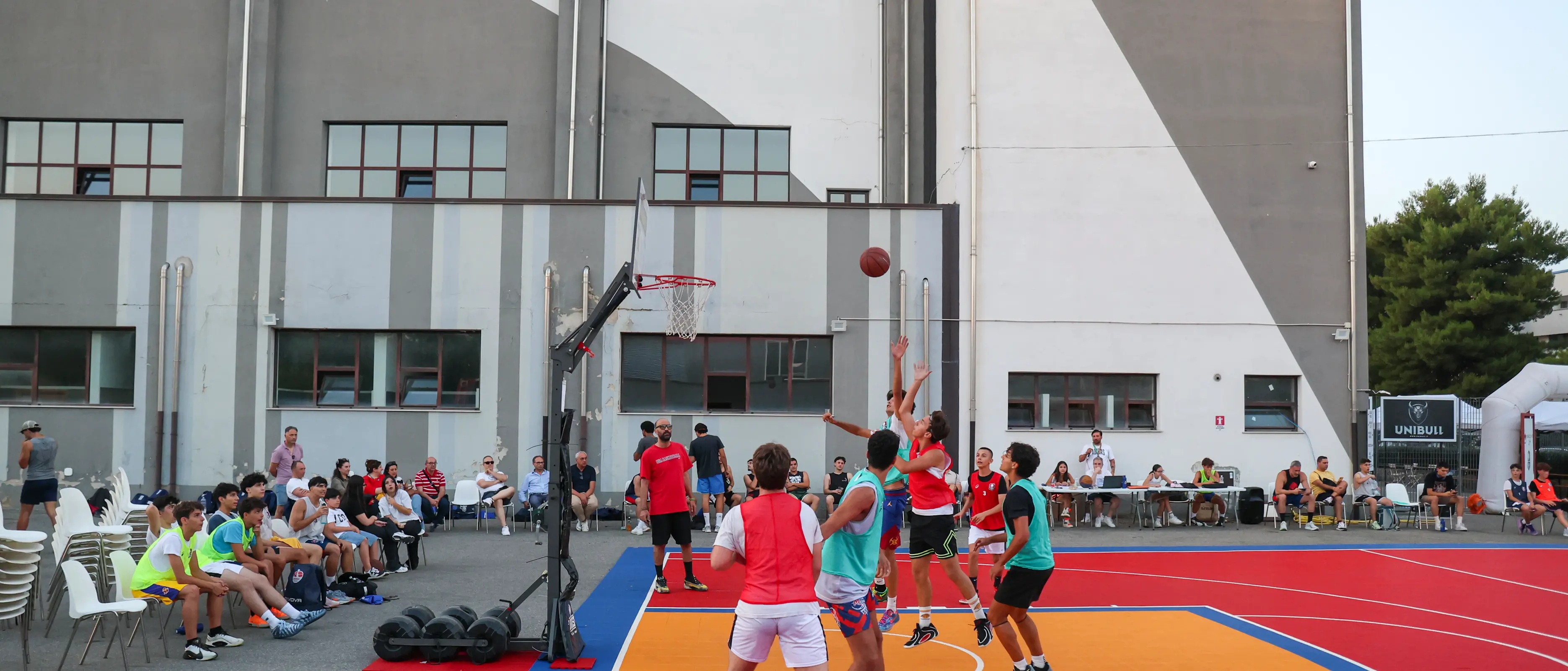 Rende Urban Cup, al PalaPirossigeno il basket 3x3 conquista pubblico e squadre\n