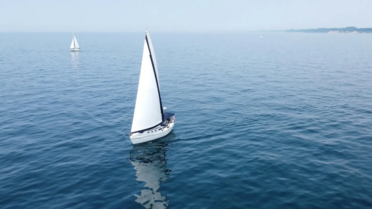 Tutti a bordo, il giro d’Italia in vela dedicato a persone con autismo e sindrome di Down approderà anche a Vibo e Tropea\n