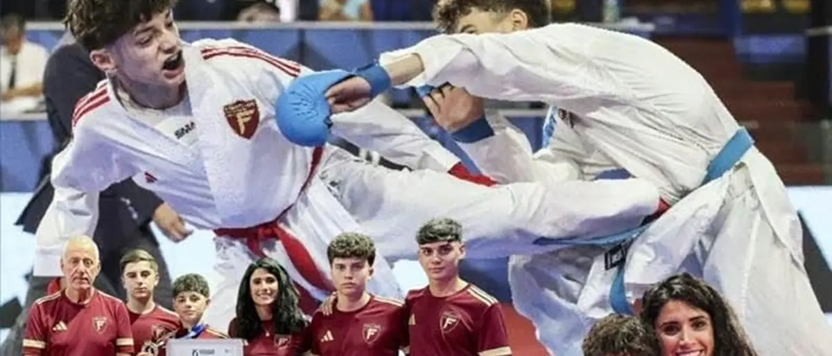 Il reggino Michael Mollica\u00A0medaglia d'oro e il titolo di Campione d’Italia Juniores\u00A0 di Karate\n