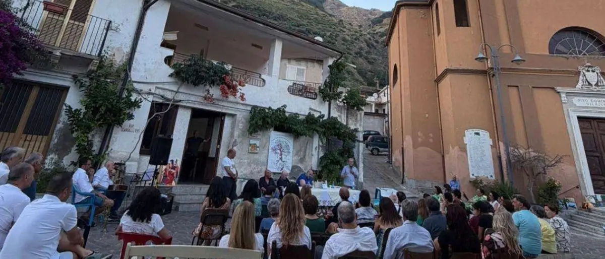 Le opere di Marino, Verduci,\u00A0Iofrida e Bizzintino presentate dall’associazione\u00A0“Legati alle radici di Condofuri”\n