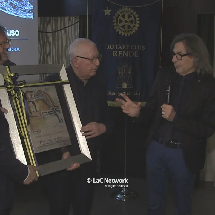 Premio Castello Arintha, il Rotary di Rende sceglie Gianluigi Greco