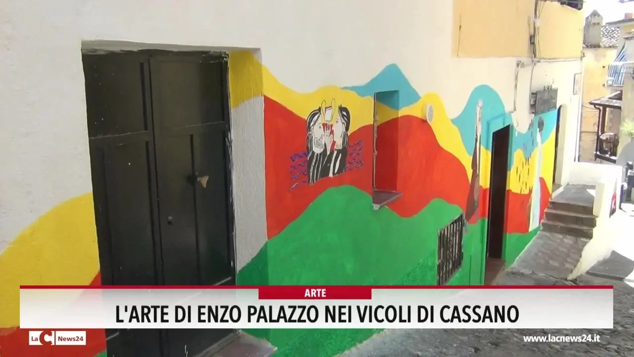 L'arte di Enzo Palazzo nei vicoli di Cassano