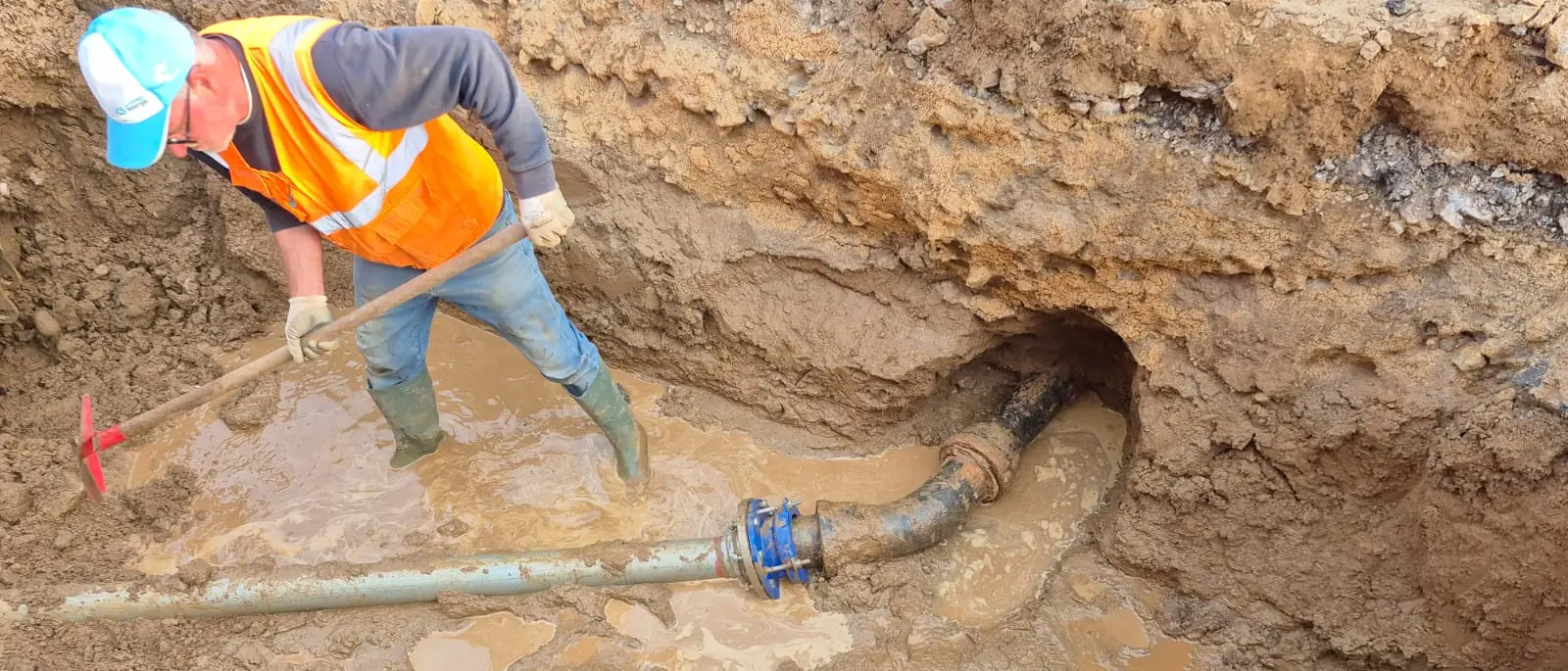«Vena Superiore senz’acqua da 14 giorni mentre\u00A0a\u00A0Vibo lavorano anche di notte», la denuncia di un lettore\n