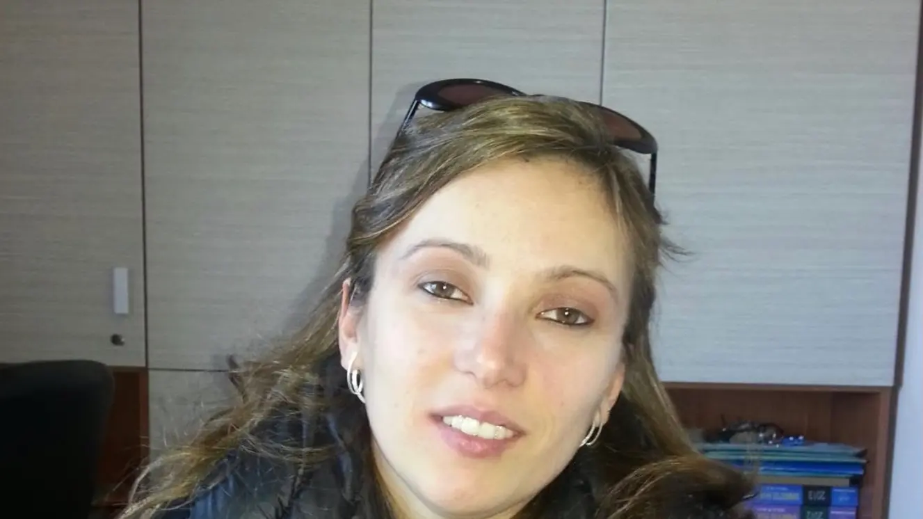 <p>Lara Grillo</p>\\n