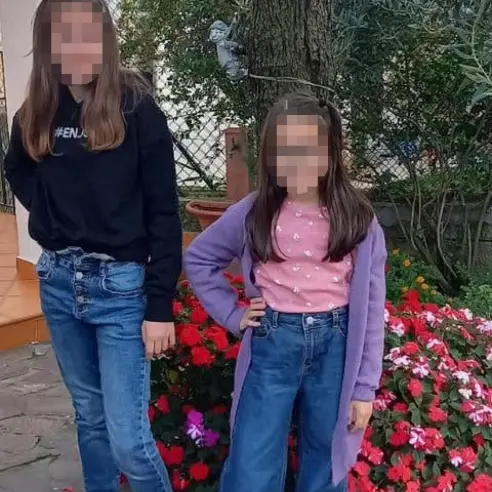 Sorelle ritrovate, l'avvocato della madre rinuncia al mandato. Domani interrogatorio dei tre fermati\n