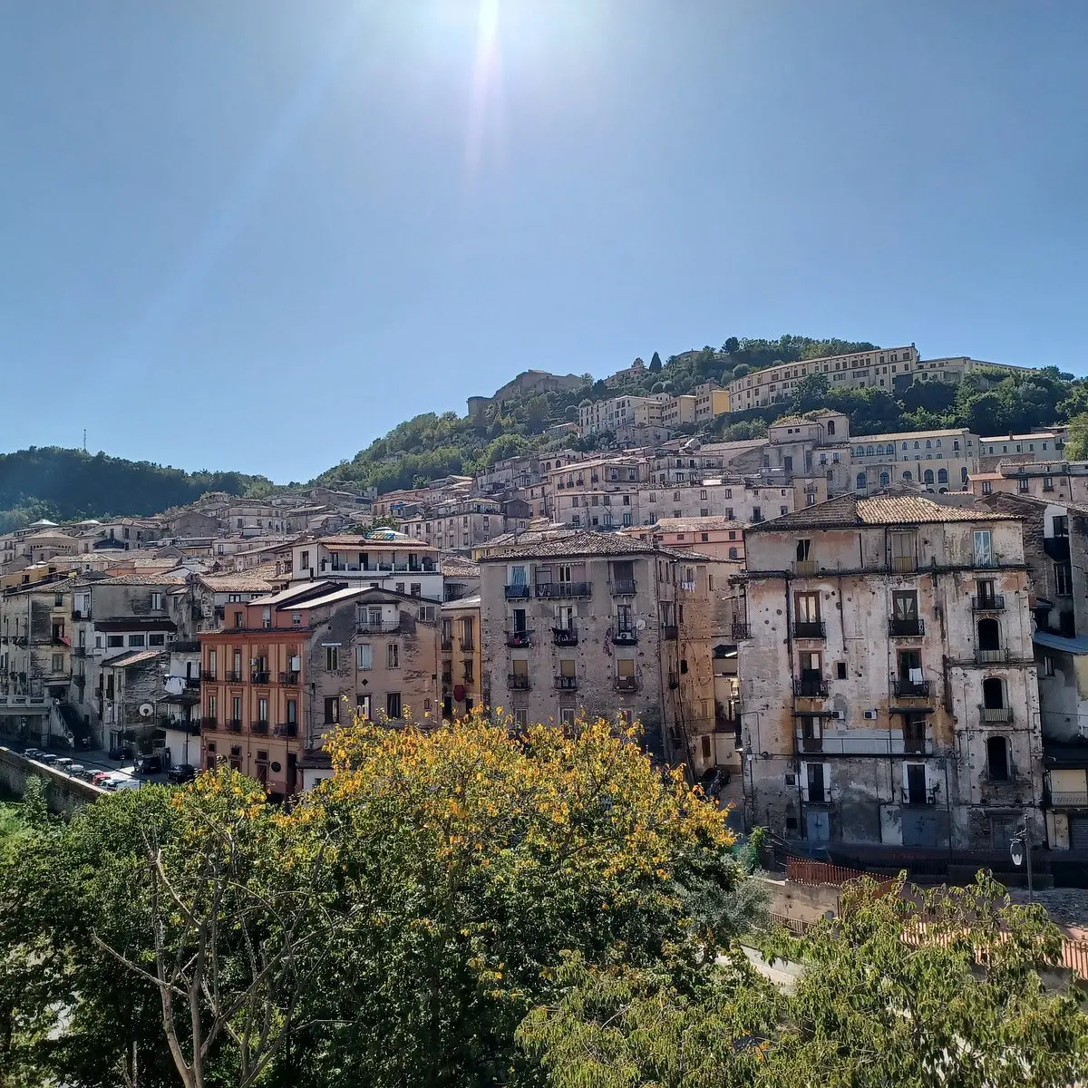 Piano straordinario per il centro storico di Cosenza, Caruso: «Indispensabile per affrontare criticità»\n