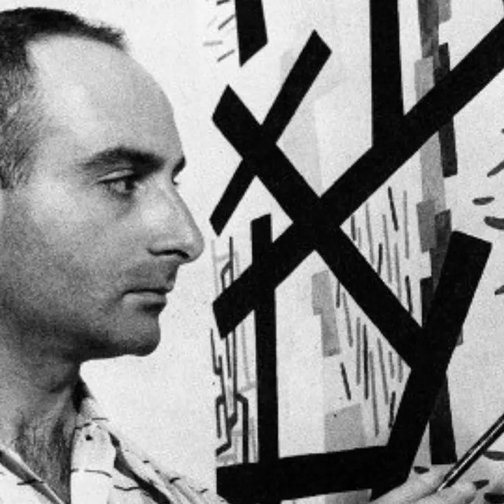 Mimmo Rotella, il décollage e la Calabria: dietro ogni strappo c'è la luce della Magna Grecia\n