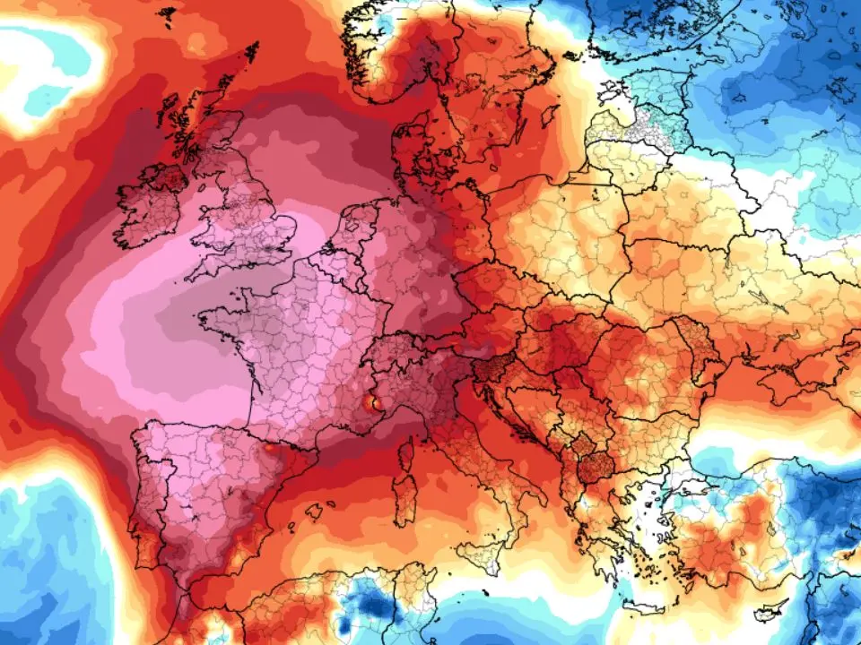 Caldo record, la Calabria prepara i pronto soccorso all'estate: oggi a Cosenza 34 gradi