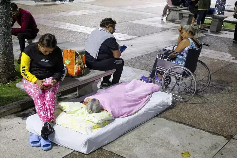 Venezuela, più di 10mila dispersi a causa dei terremoti delle scorse ore. E trema anche l’economia\n