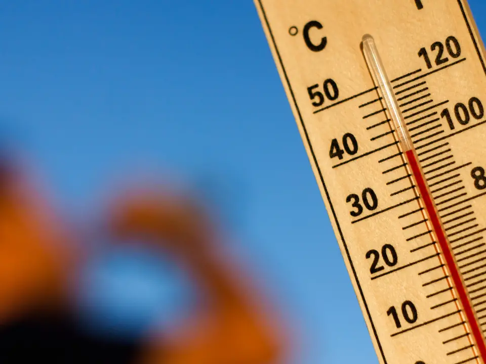 Caldo in aumento, verso un weekend rovente: sabato sei nuovi bollini arancioni. C’è anche Reggio Calabria
