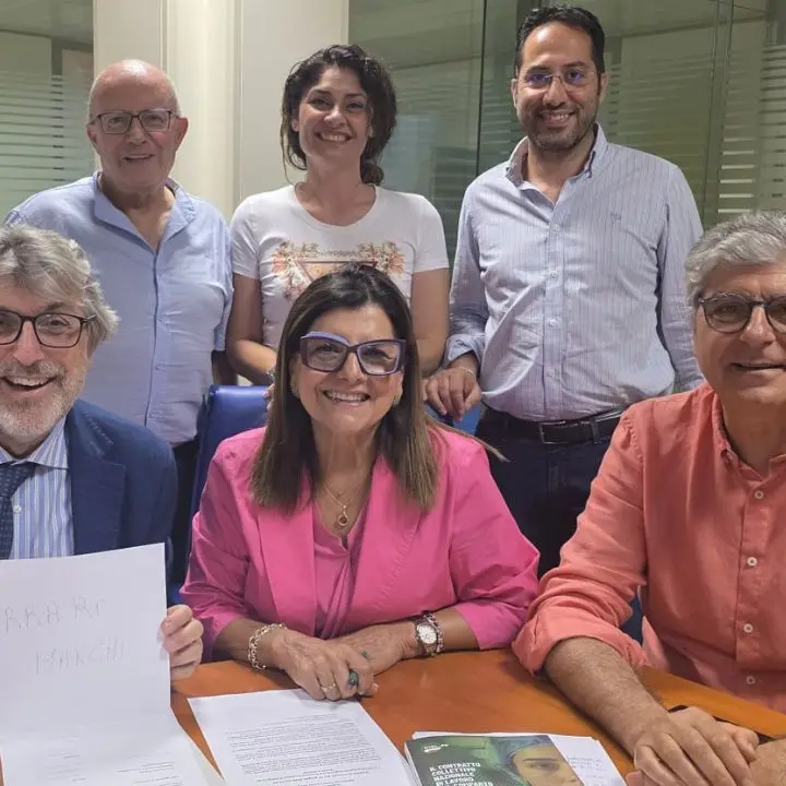 Sanità calabrese, firmati tre accordi per personale, pronto soccorso e prestazioni aggiuntive\n