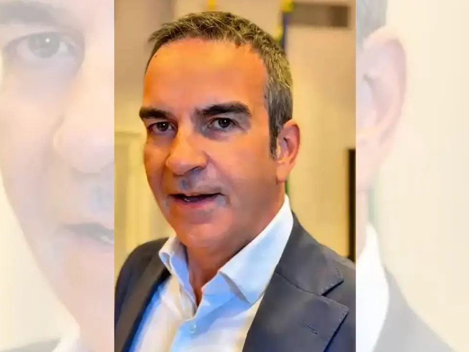 Sanità, Occhiuto: «Firmata la prima delibera da assessore». E all’opposizione: «Sfigati» – VIDEO