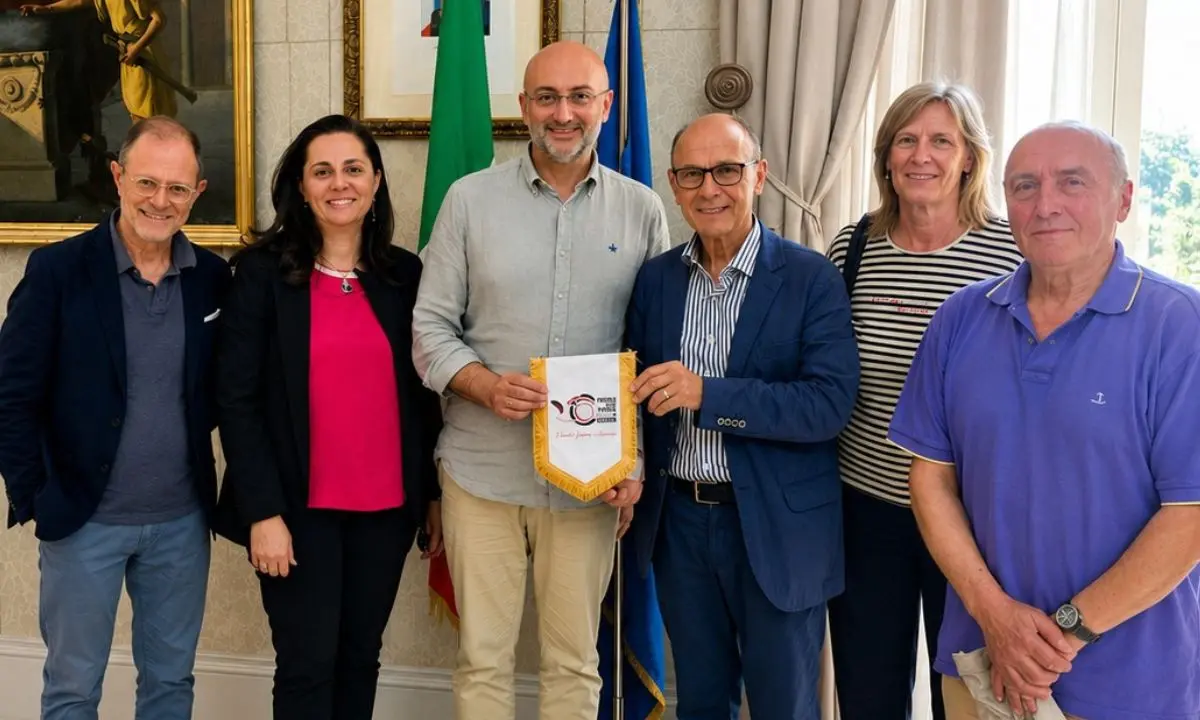 Faragalli incontra il Circolo della Stampa Sessa: collaborazione su giovani e legalità\n